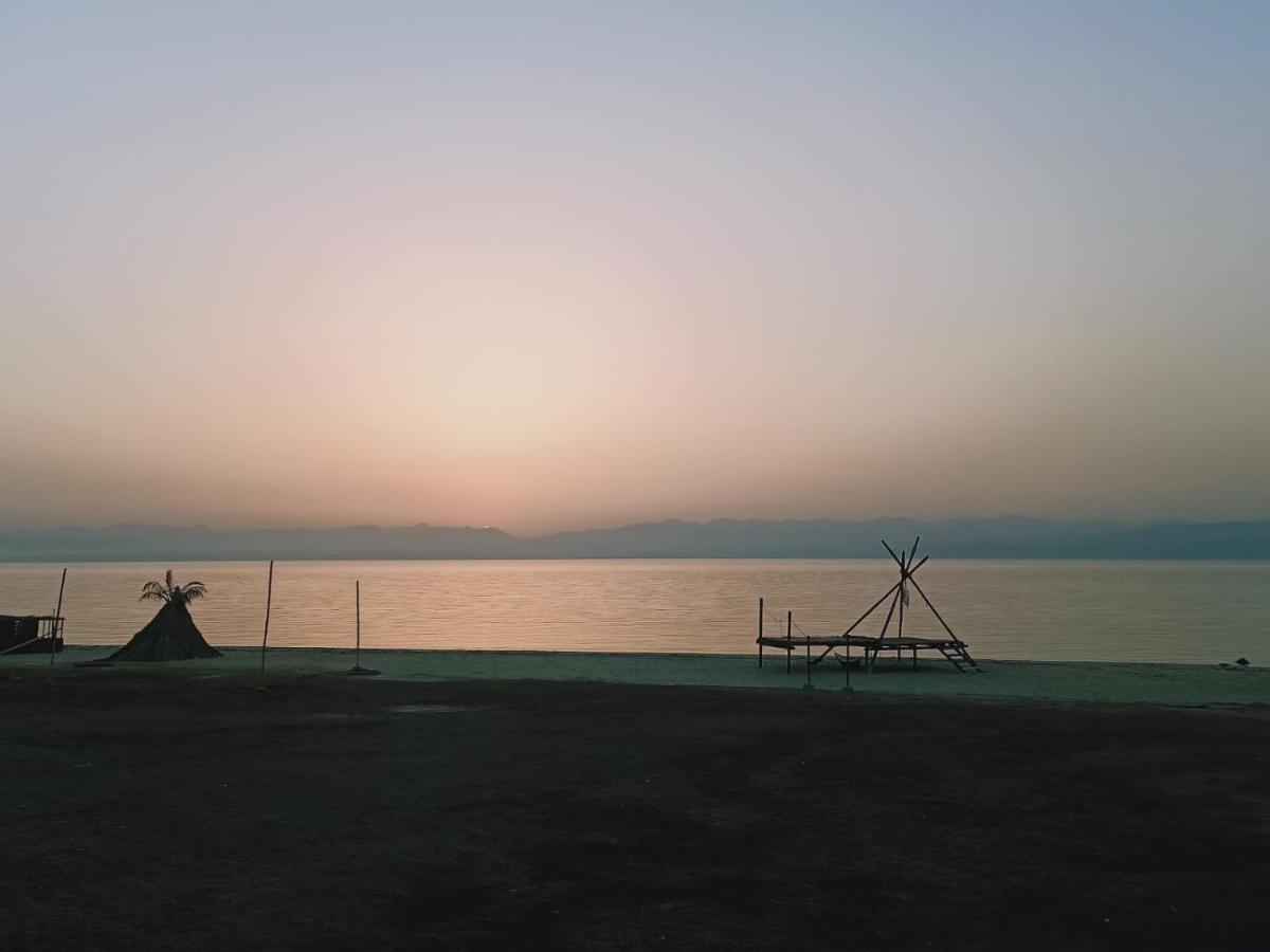 Abdo Caribbean Camp Hotel Nuweiba Exterior photo